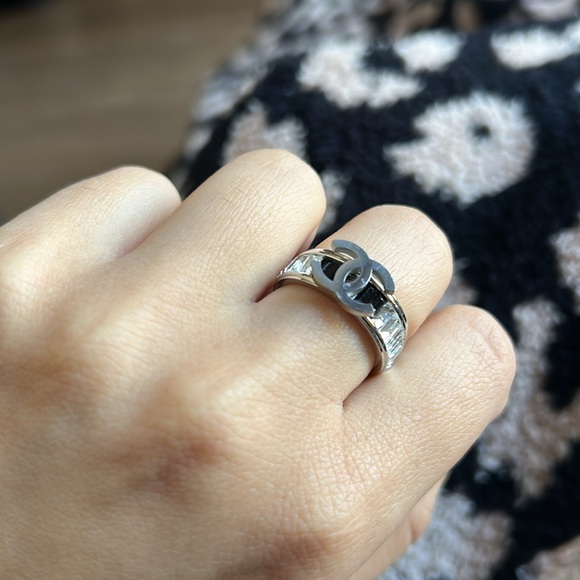 New silver plated ring size 8 - Picture 2 of 2